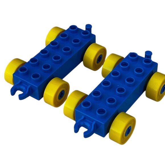 LEGO Duplo Mixed Lot 3 Lbs 2 Oz Bright Multicolor Blocks Figures Accessories - Picture 6 of 16